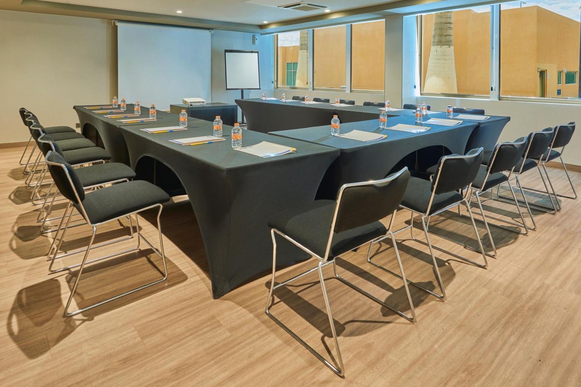 City Express By Marriott Hermosillo Exterior photo